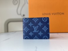 ルイヴィトン財布LOUIS VUITTON 2023新作 エンボス ブルー ウォレット