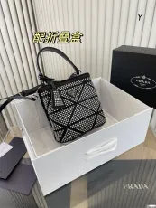 プラダバッグPRADA 2023新作 キラキラダイヤモンド トートバッグ