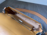 フェンディバッグFENDI 2023新作 アンダーアームバッグ