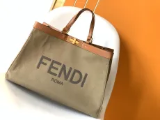 フェンディバッグFENDI 2023新作 老眼 トートバッグ