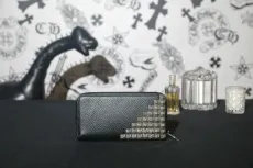 クロムハーツ財布CHROME HEARTS 2023新作 ネイルド レザー ロング ジッパー ウォレット