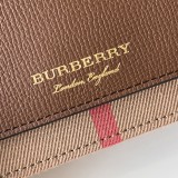 バーバリーバッグBURBERRY 2023新作 レザー ショルダーストラップ チェック柄＆グレインレザー クロスボディバッグ