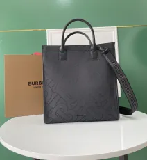 バーバリーバッグBURBERRY 2023新作 トートバッグ