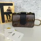 フェンディバッグFENDI 2023新作 小さめ ハンドバッグ