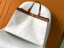 フェンディバッグFENDI 2023新作 老眼 トートバッグ