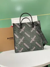 バーバリーバッグBURBERRY 2023新作 トートバッグ
