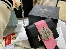 プラダバッグPRADA 2023新作 ジュエルバックル オルガンバッグ