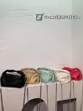 プラダバッグPRADA 2023新作 レザー クラウド バッグ