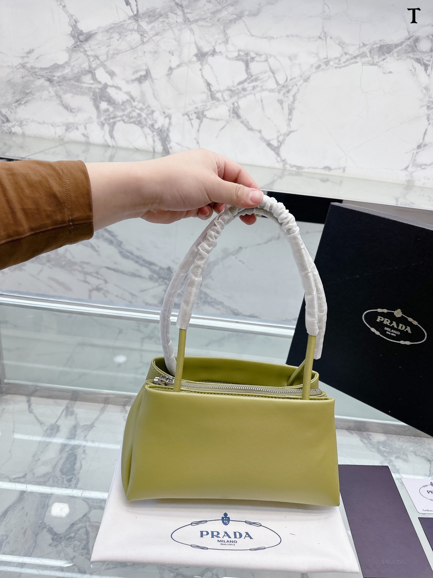 プラダバッグPRADA 2023新作 キャンバス アンダーアームバッグ
