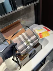 バーバリーバッグBURBERRY 2023新作 メッセンジャーバッグ
