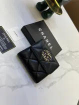 シャネル財布CHANEL 2023新作 フラップ三つ折り財布