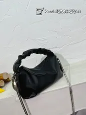 プラダバッグPRADA 2023新作 レザー クラウド バッグ