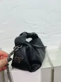 プラダバッグPRADA 2023新作 レザー クラウド バッグ