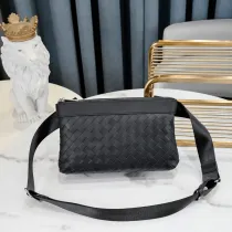 ボッテガヴェネタバッグBOTTEGA VENETA 2023新作 ウーブンタイヤ レザー ショルダー メッセンジャーバッグ