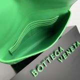 ボッテガヴェネタバッグBOTTEGA VENETA 2023新作 エンベロープ クラッチ