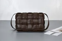 ボッテガヴェネタバッグBOTTEGA VENETA 2023新作ピローバッグ