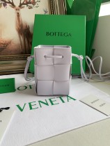 ボッテガヴェネタバッグBOTTEGA VENETA 2023新作 バケットバッグ 680217