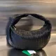 ボッテガヴェネタバッグBOTTEGA VENETA 2023 新作 ラージ ウーブン レザー ノット ラウンド バッグ 600261