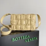ボッテガヴェネタバッグBOTTEGA VENETA 2023新作 ラージ スモール スクエア バッグ