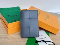 ボッテガヴェネタ財布BOTTEGA VENETA 2023新作 大型 グリッドカードバッグ 649602