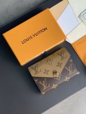 ルイヴィトン財布LOUIS VUITTON 2023年新作 M81557 上質なイエローフラワーウォレット