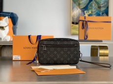 ルイヴィトン財布LOUIS VUITTON 2023年新作高級メンズハンドバッグM42838ブラックフラワー