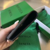 ボッテガヴェネタ財布BOTTEGA VENETA 2023新作 パスポートホルダー
