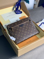 ルイヴィトン財布LOUIS VUITTON 2023年新作 ハイクオリティ クラッチ M60417 老眼