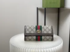 グッチ財布GUCCI 2023年新作 高級ラブフルジップウォレット 523153
