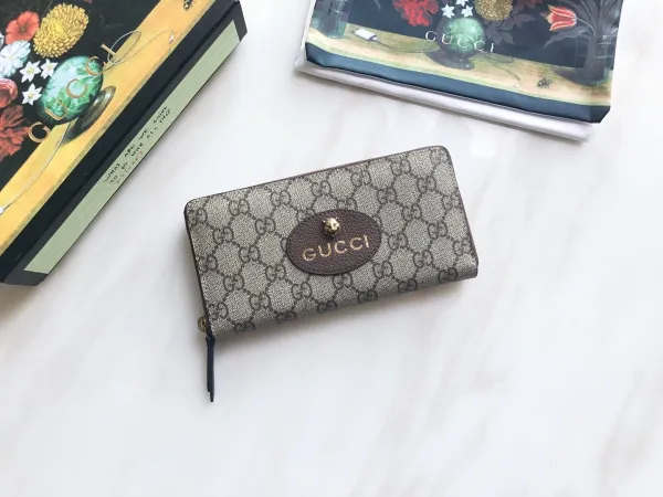 グッチ財布GUCCI 2023年新作 高品質 476422 ブラウン ブラウン レザー 名刺入れ