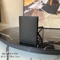 ルイヴィトン財布LOUIS VUITTON 上質 2023新作 M62089 クロス柄 パスポートホルダー