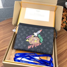 ルイヴィトン財布LOUIS VUITTON 2023新作 高級 M80914 クリスマス シルクスクリーン トイレタリーバッグ