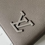 ルイヴィトン財布LOUIS VUITTON 2023年新作 高品質 M69837 グリーン フルレザー クラッチ iPadケース