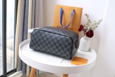 ルイヴィトン財布LOUIS VUITTON 2023 新品 高品質 N40127 ブラック グリッド ウォッシュバッグ