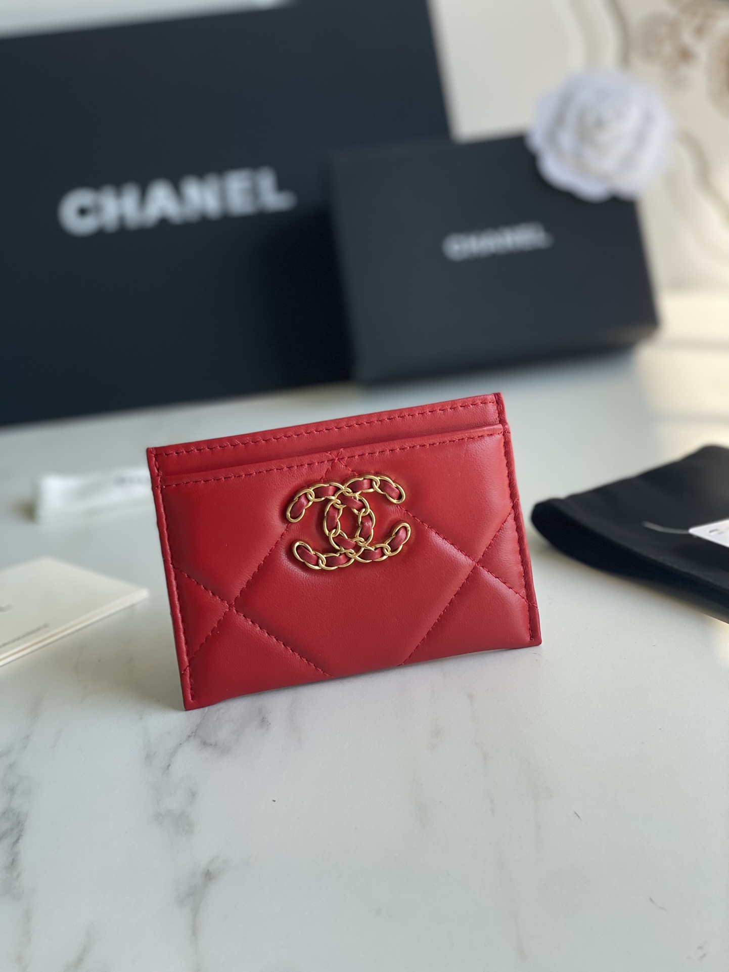 シャネル財布CHANEL 2023 新作 高品質 AP1167 (0941) ラージ ダイヤモンド カードホルダー