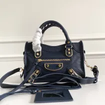 バレンシアガバッグBALENCIAGA 2023 新しい高品質のゴールド バックル サファイア ブルー小さなゴートスキン オートバイ バッグ