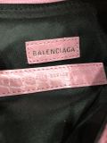 バレンシアガバッグBALENCIAGA 2023年新作高級クロコダイルピンク半月形脇団子バッグ