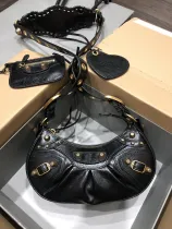 バレンシアガバッグBALENCIAGA 2023新作 高品質 バースト クラック ゴールド バックル ブラック 半三日月 脇下 団子 バッグ