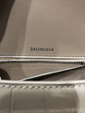 バレンシアガバッグBALENCIAGA 2023年新作高品質クロコダイルカーキシルバーバックル砂時計バッグ