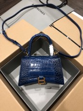 バレンシアガバッグBALENCIAGA 2023年新作高級クロコダイルロイヤルブルーゴールドバックル砂時計バッグ