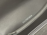 バレンシアガバッグBALENCIAGA 2023新作 高品質 151 スモール グレー バースト クラック シルバー バックル 砂時計 チェーン バッグ