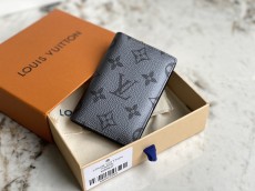 ルイヴィトン財布LOUIS VUITTON 2023年新作 高品質 M30837 シルバーグレー ポケットウォレット