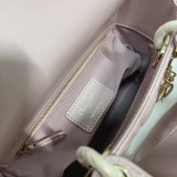 ディオールバッグDIOR 2023新しい高品質の6604 4グリッドシープスキンパールパウダーライトゴールドバッグ