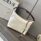 ロエベバッグLOEWE 2023年新作 高品質 652104 小花ロゴ ランチボックスバッグ