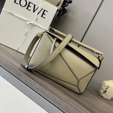 ロエベバッグLOEWE 2023年新作 高品質 261801 スモール グレインカーフスキン ハンドバッグ