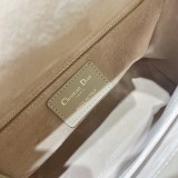 ディオールバッグDIOR 2023 新しい高品質 M0565 エナメル バックル ハンドバッグ