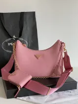 プラダバッグPRADA 2023年新作 高級感 1BH204 クロス柄.PH スリーインワン レザーバッグ