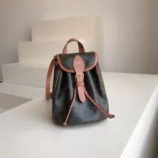 セリーヌバッグCELINE 2023年新作 上質なロゴプリントとカーフレザーのミニバックパック