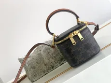 セリーヌバッグCELINE 2023年新作 高品質 10J762 ミニ ホワイト フラワー ロゴ カーフレザー スモール ボックス バッグ