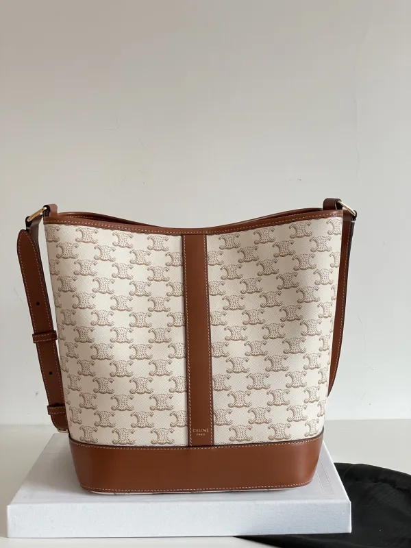 セリーヌバッグCELINE 2023年新作 高品質 191132.PH ラージ バケットバッグ
